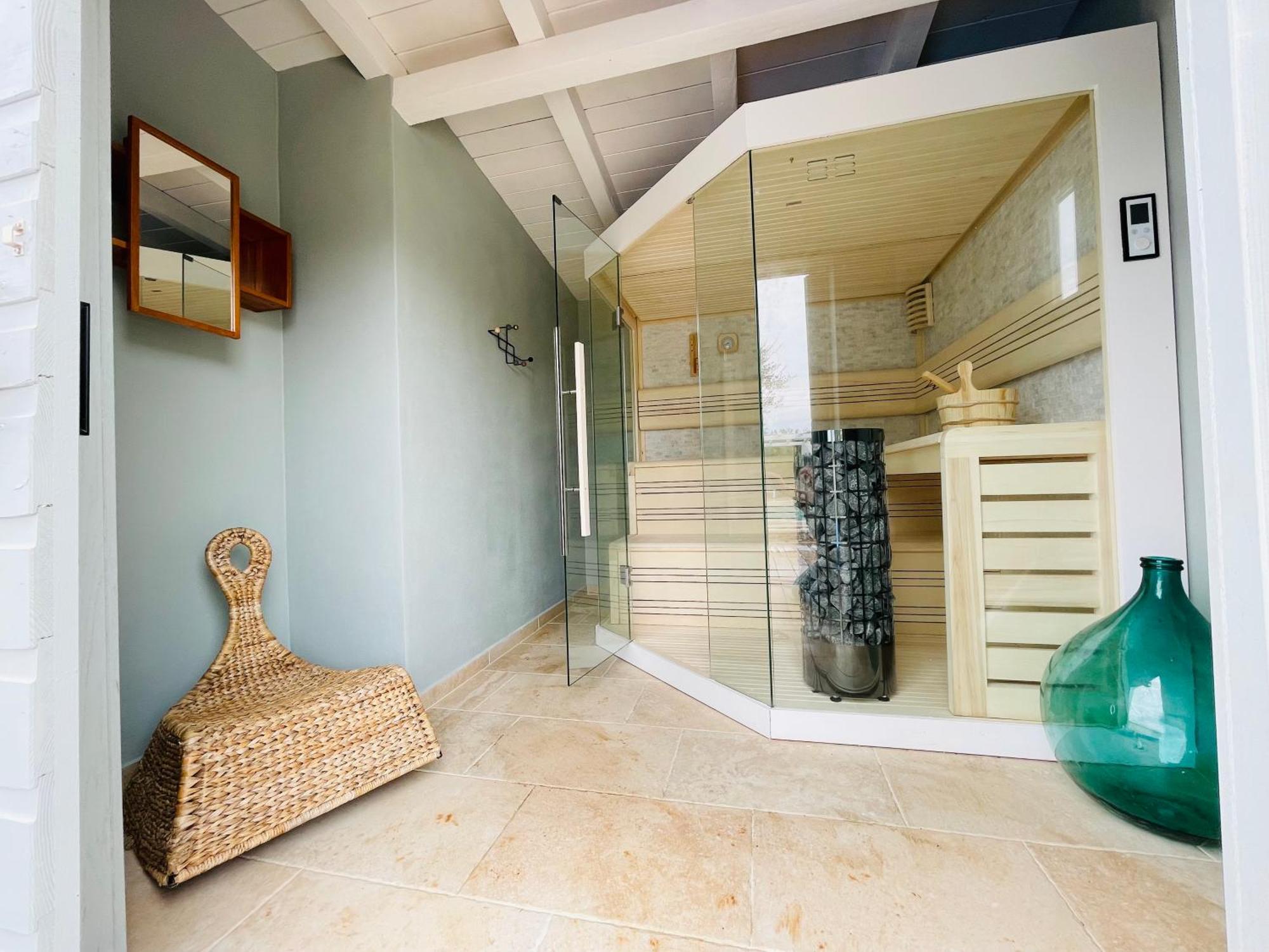 Luxury Villa In Istria - 9,000 Sqm Private Estate With Pool & Sauna, 15 Min To Sea, Near Fazana, 3 Bedrooms Jursici Exterior photo